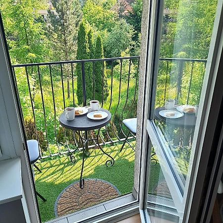 Apartament Deluxe Jelenia Góra Esterno foto